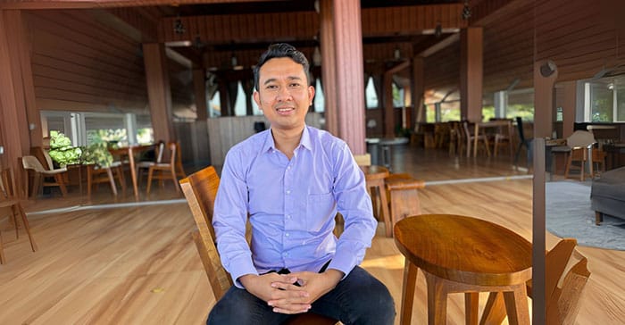 mamil adalah seorang sales marketing di the hana park